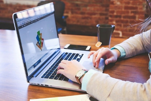 網(wǎng)站建設(shè)對(duì)logo設(shè)計(jì)公司都有哪些幫助和好處？